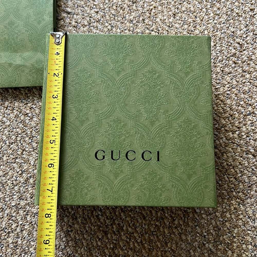 Gucci box